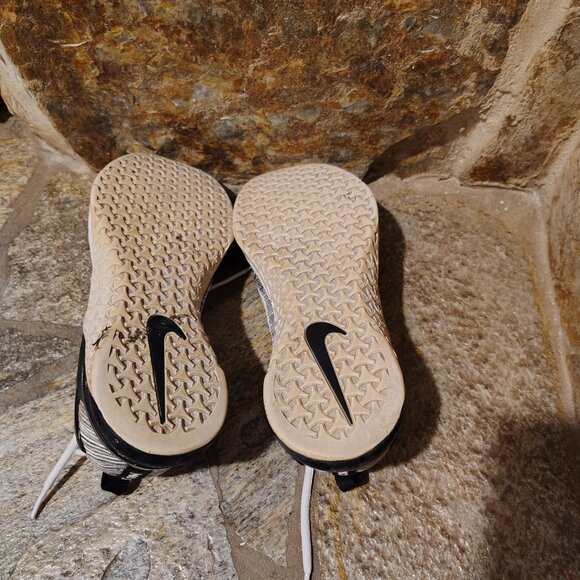 Nike Metcon DSX Flyknit 2 Women's Size 11 Running Shoes Style 924595-100 - Picture 7 of 10